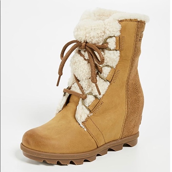 FIRM PRICE Host Pick 11/2 New! Sorel booties - Picture 2 of 15